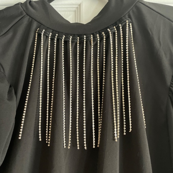 Fashion Top - Picture 2 of 2